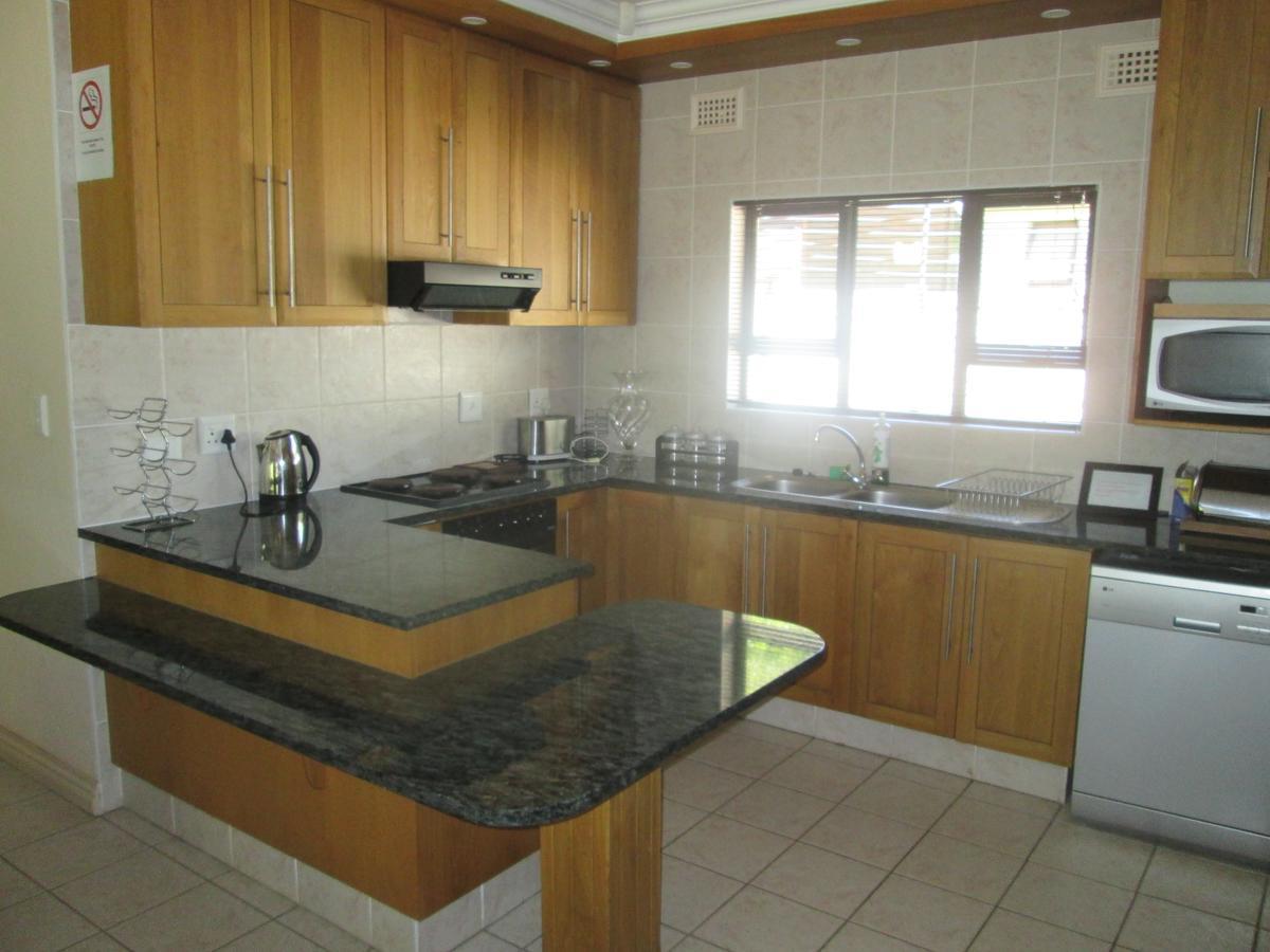 Tranquility Apartment Margate Bagian luar foto